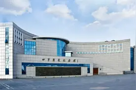 十·一去旅行图片