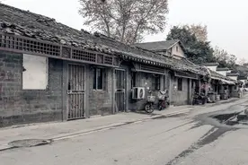 荒野惊现20具无名女尸，牵出吴建臣连环杀人案图片