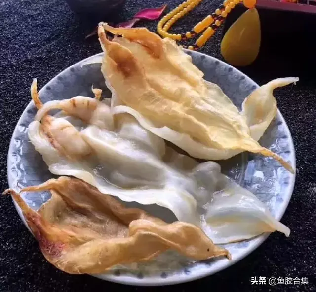 花胶炖鸡架 2026年花胶 炖鸡
