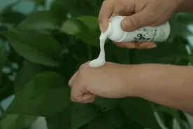 免洗洗手液，你选对了吗？别选植物型产品！图片