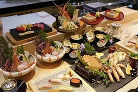 王思聪父子的正餐，对比任正非的正餐，看完感慨：差距太明显了图片
