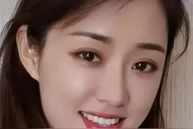 三妮阿姨美女图片，这一笑一颦哪个男的能受得了啊图片