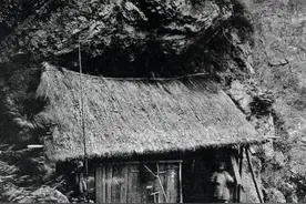 晚清老照片：150年前的长江三峡，风光雄奇，百姓生活简陋贫苦图片