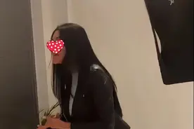 美女模特拍片时，被摄影师身材羞辱？结果被狠狠怼死图片