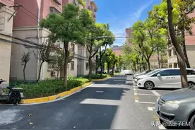 记者探访：租户停车费涨23倍？该小区回应：情况不属实图片