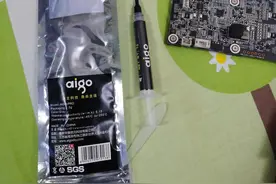 耕升1070Ti G魂 换爱国者AIGO-PRO 硅脂 烤机测试图片