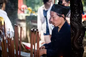 为什么佛道教都供奉观音菩萨，而不互相视对方为异端？图片
