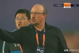 贝尼特斯神了！连踢恒大鲁能豪取4分，世界级名帅给李霄鹏上课图片