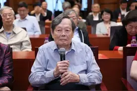 100岁的杨振宁，到底牛在哪儿？图片