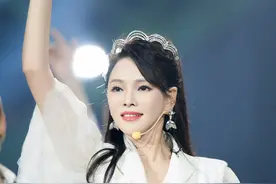 吐槽完王智王丽坤又拉踩梅艳芳，伊能静你知道自己在说什么吗？图片