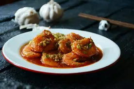 原来可乐烧虾这样做更好吃，营养美味，让你非常快活的享受美食图片