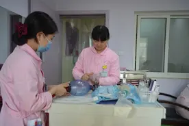 国际护士节 |护士服颜色里的“秘密”，你都分得清吗?图片