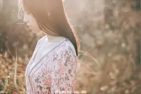 故事：失恋没几日，她受邀去参加闺蜜婚礼，意外和帅伴郎一见钟情图片