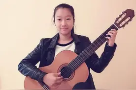 六一在线文艺晚会，黄舒榕：古典吉他独奏 梦中的婚礼图片