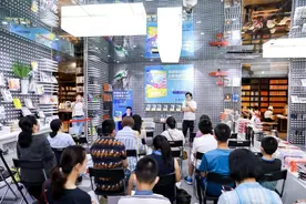 “科普网红”严伯钧的争议面与自留地图片
