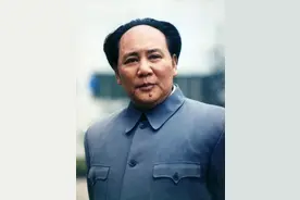 古月：被叶剑英亲点演毛主席，因扮演太像，李讷见到后抱住大哭图片