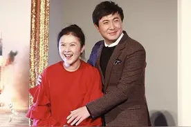 沈腾老婆有张“旺夫脸”，白白胖胖看着就有福气，穿搭低调也耐看图片