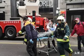 钱柜KTV着火，已造成5人死亡图片