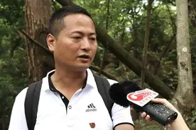 打赢两场战役群英谱｜孙勇刚：小丑村的帮扶，在我心里一天也不能耽误图片