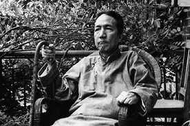 他中年目盲，晚年断腿，半生吃尽苦头，却造就了震古烁今的学术伟业图片