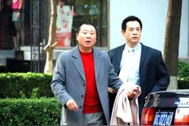 《看万山红遍》周浩东：认识自我 转变角色图片
