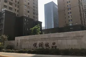 悦澜诚品物业被质疑乱收电费！拒交电费后20多位业主家中被断电图片