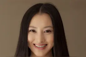 宋珂欣的爽朗个性，生活中的温雅、可人，事业倾心出演每一个角色图片