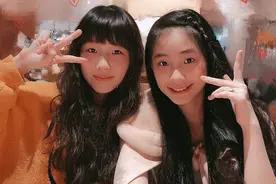 小S有福！俩女儿致敬自己跟大S，许老二身材出众再也不做小透明图片