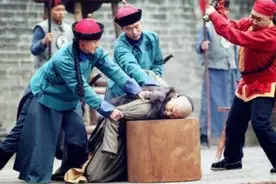 为何刽子手在听到“刀下留人”，就能立马停手，其实律法早已规定图片