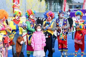 黄金周爆发，乌鲁木齐恒大世纪梦幻城稳接访客10万+，晋升首府网红景区NO.1图片