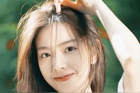 前任女友力挺王思聪，对方两次求爱孙一宁，网友：舔狗图片