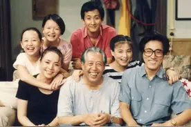 文兴宇：演《我爱我家》是偶然，66岁因病去世，妻子也是演员图片