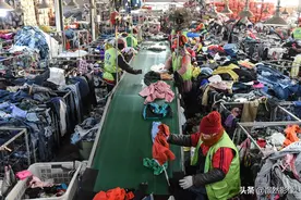 实拍旧衣服回收工厂：我们闲置的衣服 连胸罩、内裤都出口到非洲图片