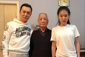 李咏去世3年，年迈父母至今没能去给他扫墓图片