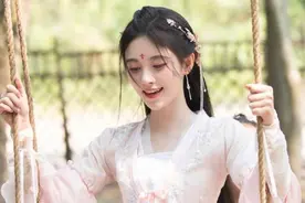 姑娘出上联：“六尺绫罗，三尺系腰，三尺坠”，书生的下联绝了图片