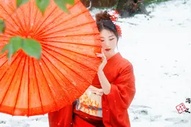 让这个世界灿烂的不是阳光，而是你的微笑图片