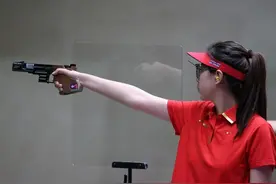 喜讯！中国射击再添一枚奖牌！能力强、颜值高，又是清华的美少女图片