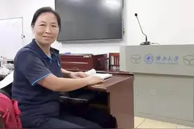 49岁宿管阿姨背单词700多天，考研一次成功，追梦路上永不晚图片