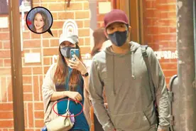42岁一代女神许慧欣近照曝光，凸肚溜娃心情好，疑已怀二胎多月图片