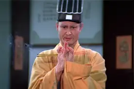 1982年，林正英第一次当“僵尸道长”，洪金宝和午马功不可没图片