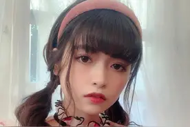 日本第一TikTok女神无滤镜照曝光，被网友嘲笑“龅牙披萨脸”图片