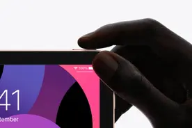苹果高管：iPad Air 4 的 Touch ID 是一个 "难以置信的壮举"图片