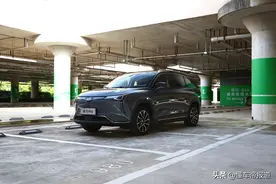 试驾丨靠智能化打破“中庸”？试驾“最实用的无人驾驶”威马W6图片