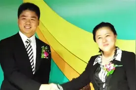 在刘强东、马化腾身上“疯狂”赚钱，这个重庆女人有多“狠”？图片