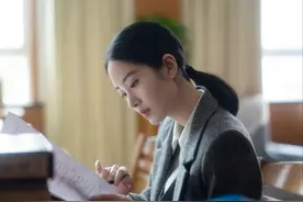 《大江大河》杨采钰：夺刘亦菲义父，截胡金晨，女神的野心和霸道图片