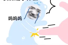 日常表情包：有脑子我不用，我就傻着图片
