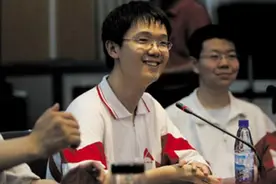 北京高考状元，放弃清华，一心去美留学却接连被拒，如今过得如何图片