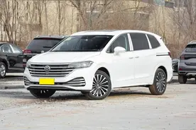 预算40万，别克GL8和大众威然该怎么选？对比后差距一目了然图片