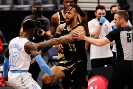 湖人猛龙爆发激烈冲突！施罗德被抱摔，哈雷尔挺身而出遭驱逐图片
