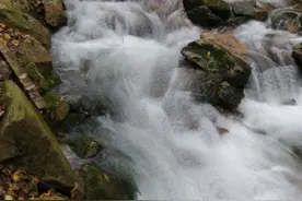 本溪关门山大峡谷——雨后瀑布更恢宏图片